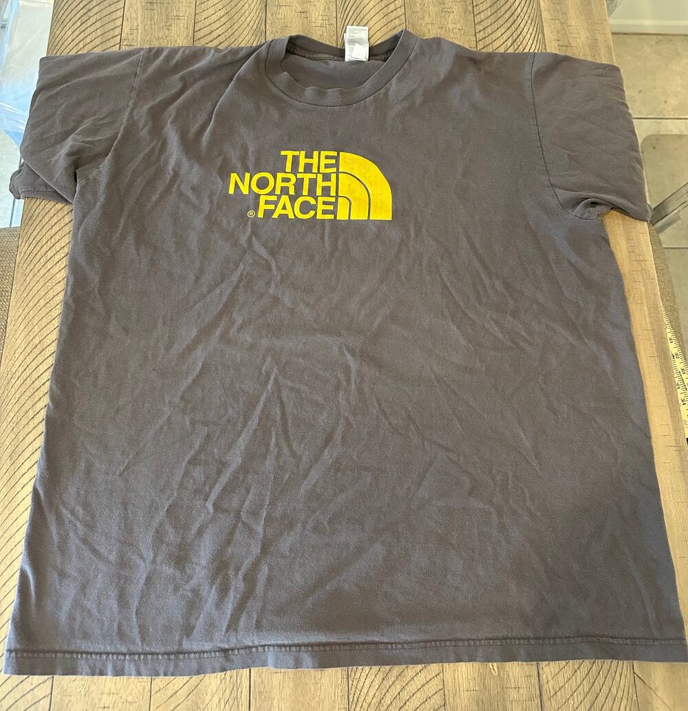 The North Face Men's XXL Short Sleeve T-Shirt Brown Yellow Logo Graphic Tee
